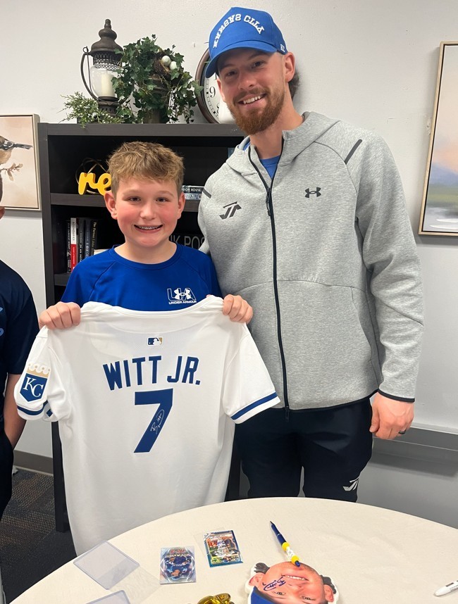 HMS students win Whataburger lunch with Bobby Witt Jr.