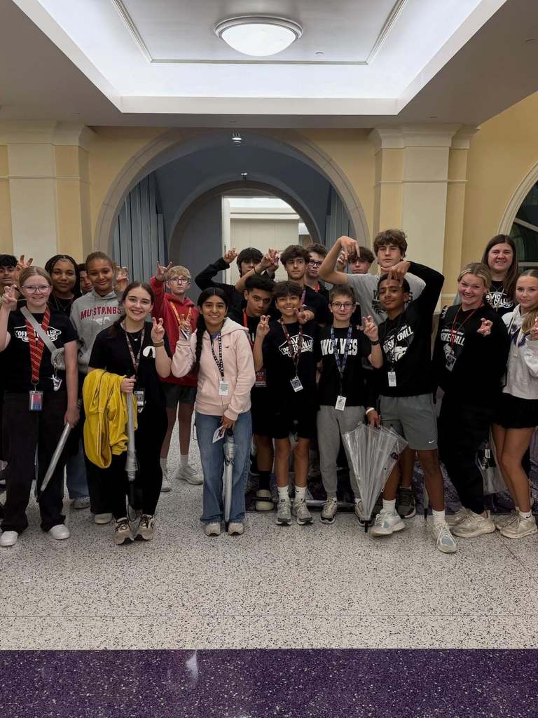8th grade AVID students at TCU