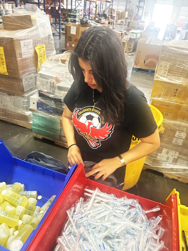 volunteering at homeless shelter