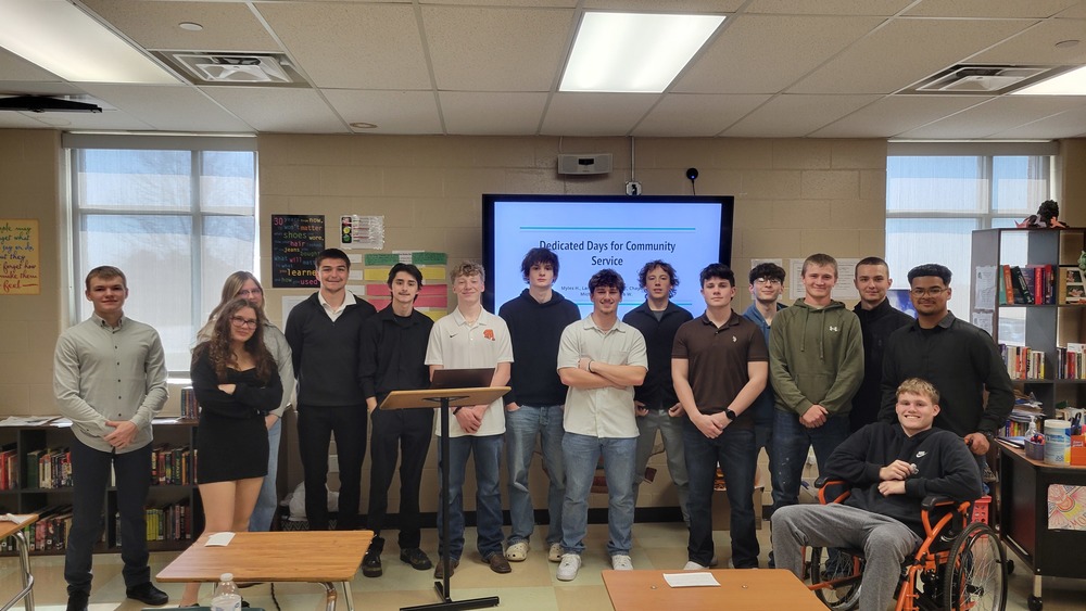 Juniors Present Ideas for Community Improvement