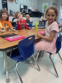 Kindergarten 3D Shapes Lesson Photos