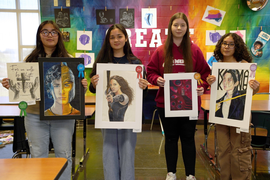 Gravette High School Art Contest Winners
