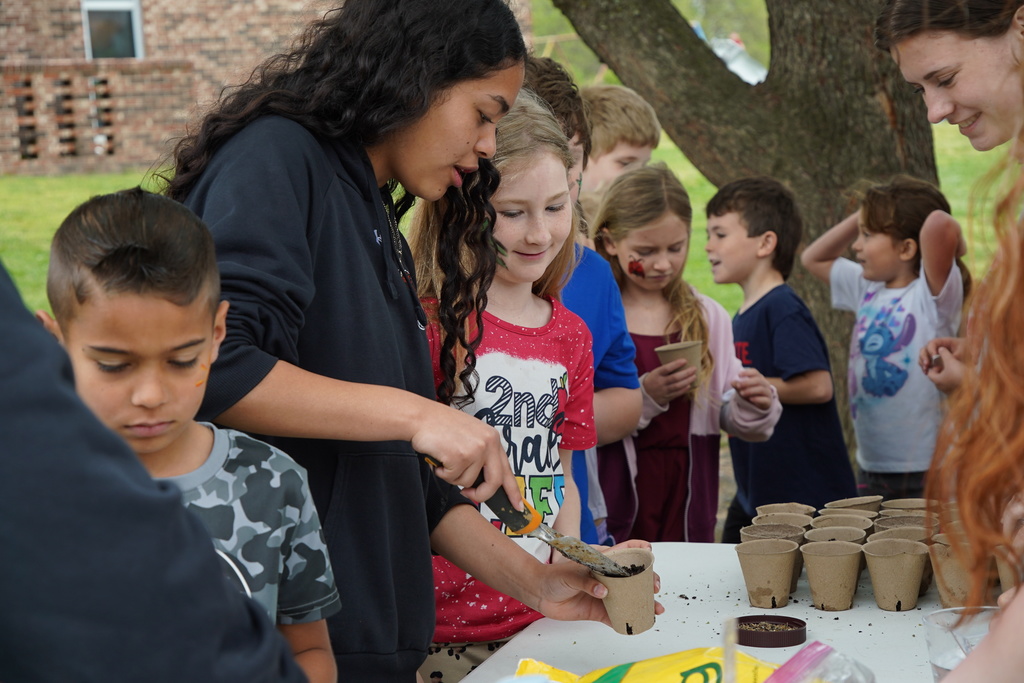 Earth Day Activities at GDE