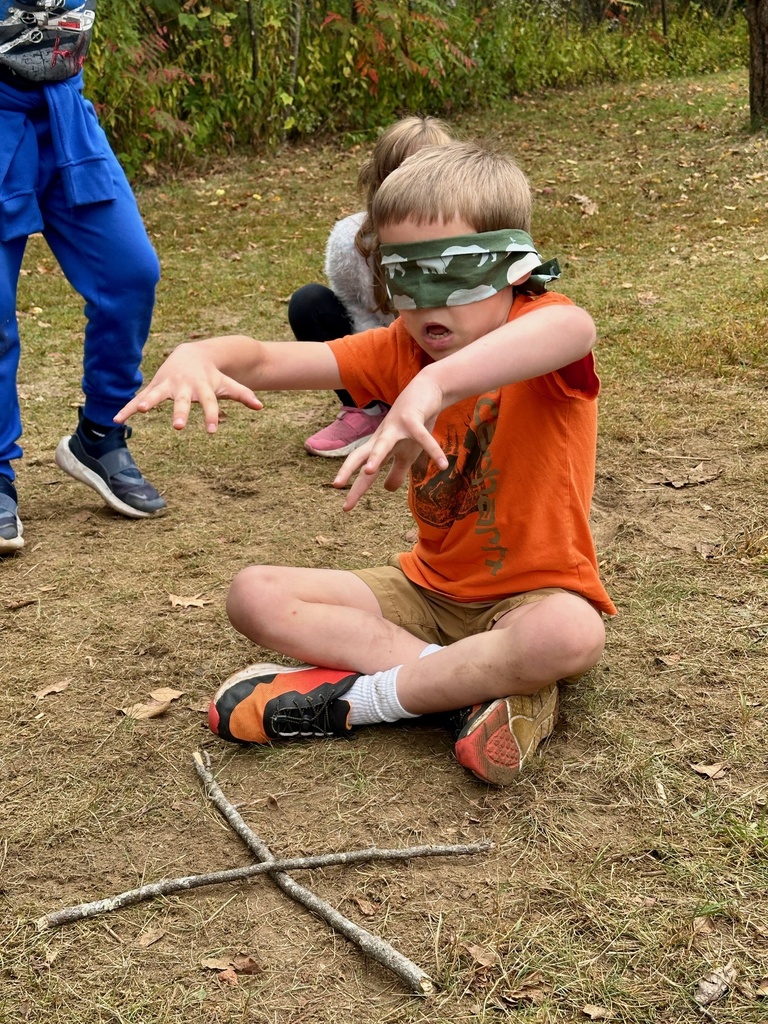 2nd graders learning and having fun at the Shell Middens!