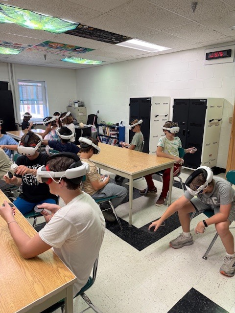 7th graders dive into a cell to interact with organelles in VR