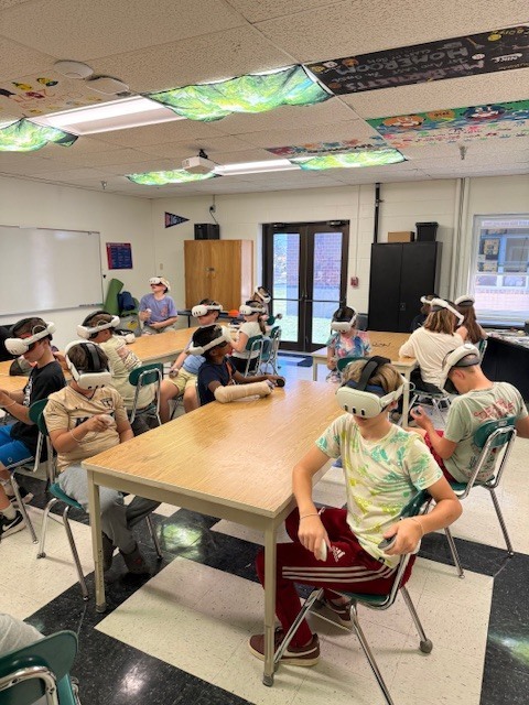 7th graders dive into a cell to interact with organelles in VR