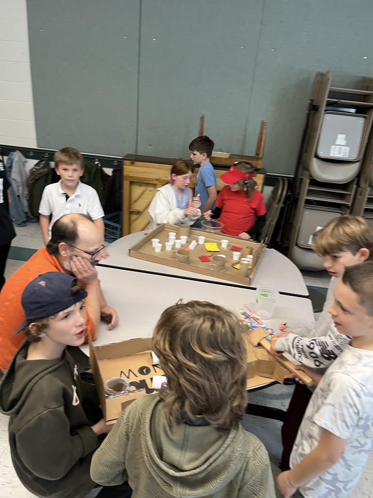 Cardboard Artcade Fun at GSB!