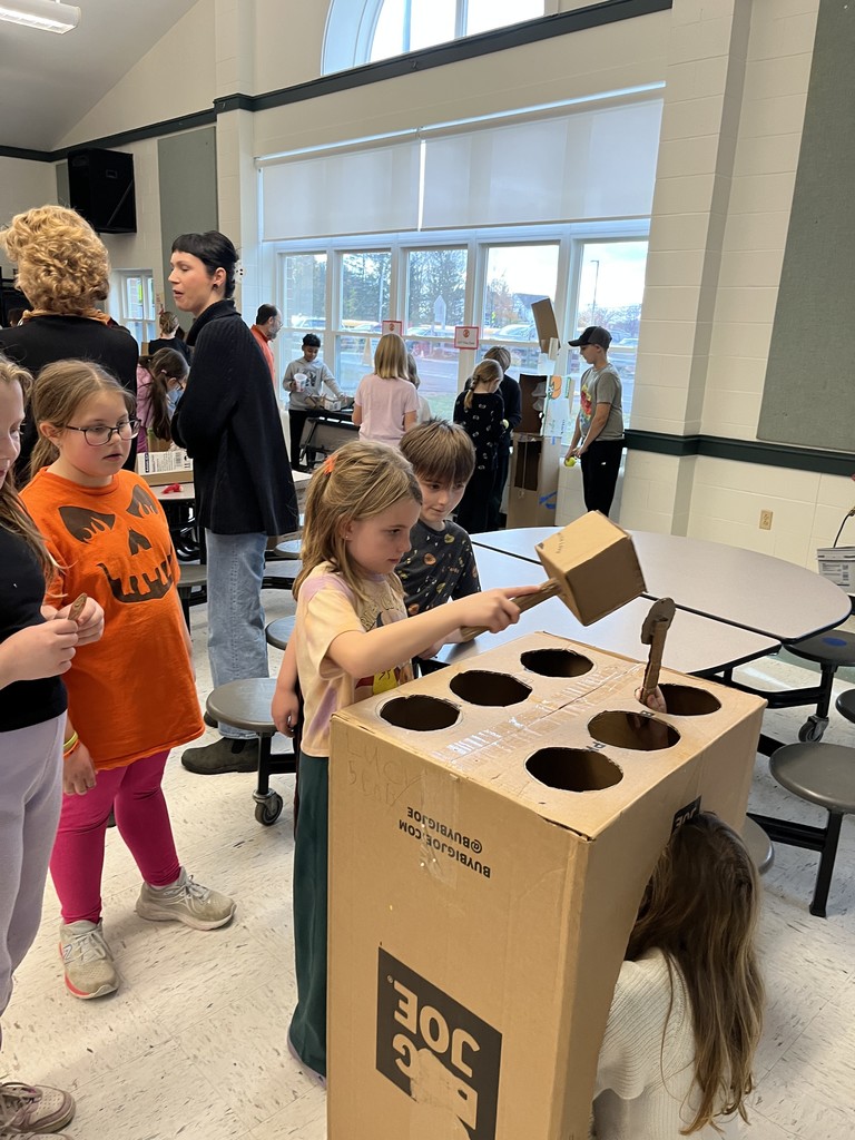 Cardboard Artcade Fun at GSB!