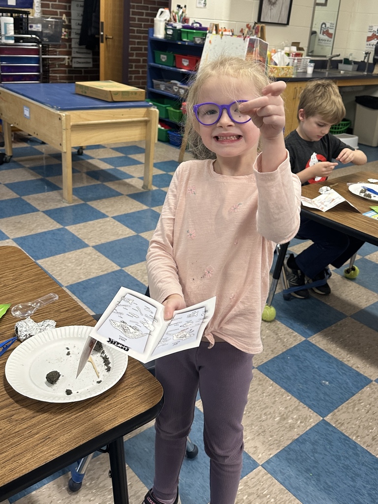 Mrs. Farnsworth’s kindergarteners dissected owl pellet and found real bones inside.