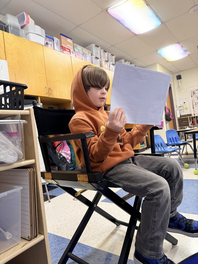 Kindergarteners sharing their pattern books! 