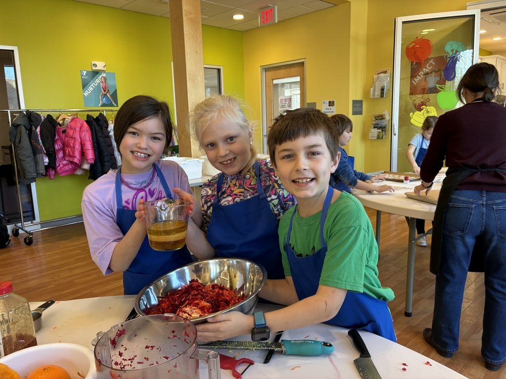 Second graders made soup, crackers, and salad during their visit to the FARMS cooking program at the YMCA!