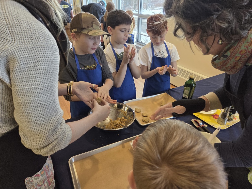 Another great lesson at FARMS for our third graders. They made and enjoyed crackers, hummus, curry, and falafel.