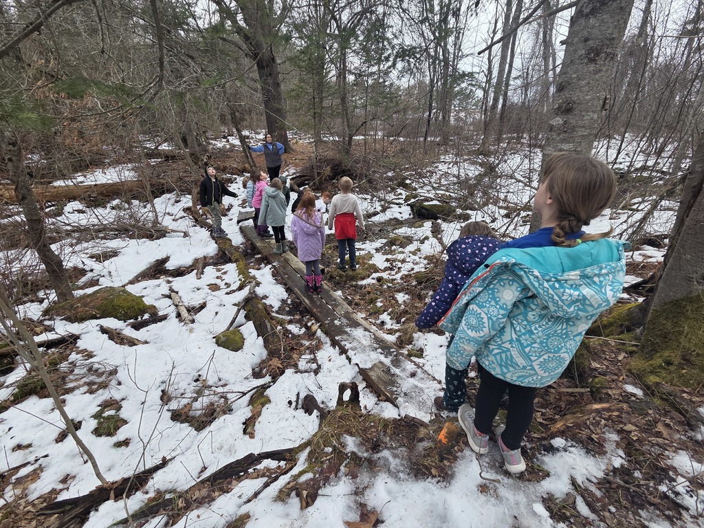 Sarah Gladu joined our third graders for a lesson on owls. Students practiced making owl calls, dissected an owl pellet, and went out on the trails to find owl habits.
