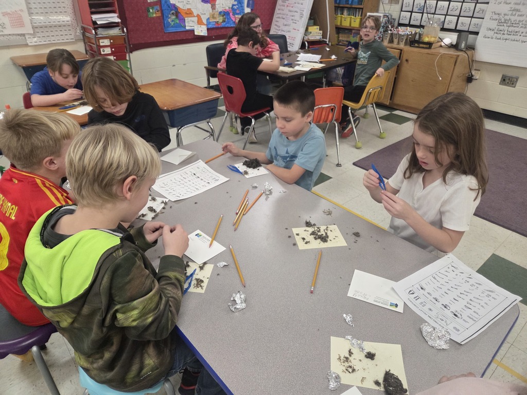 Sarah Gladu joined our third graders for a lesson on owls. Students practiced making owl calls, dissected an owl pellet, and went out on the trails to find owl habits.