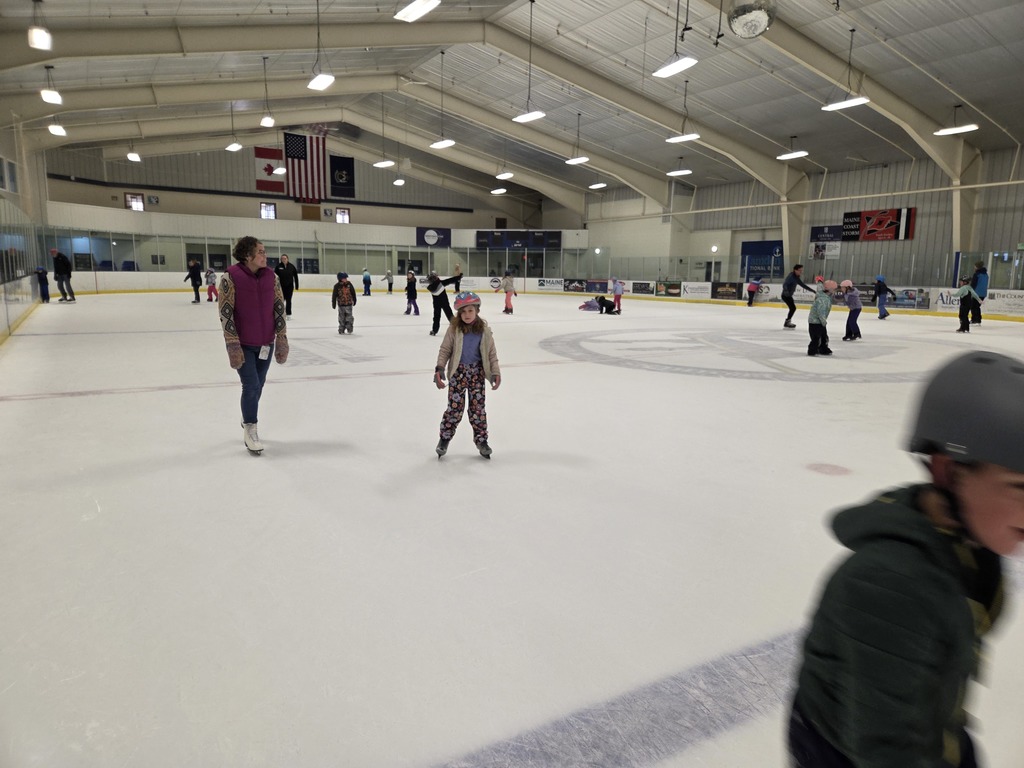 Third grade has enjoyed 3 lessons of ice skating at the MRC.