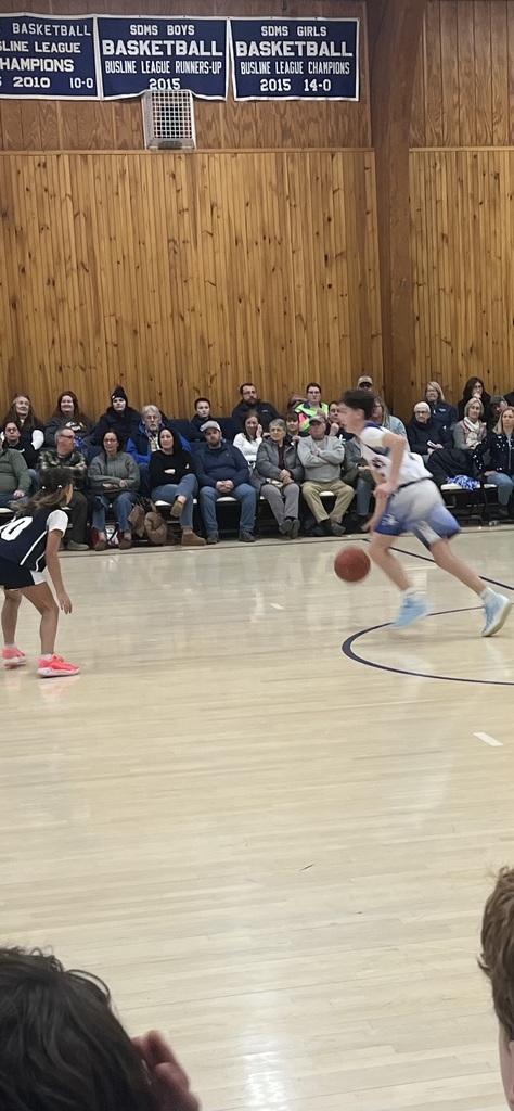 Some pictures from the Busline League Championship game on Saturday!