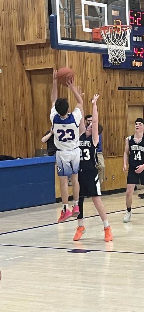 Some pictures from the Busline League Championship game on Saturday!