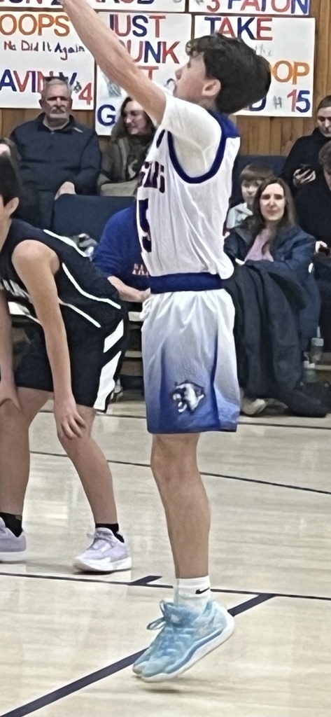 Some pictures from the Busline League Championship game on Saturday!