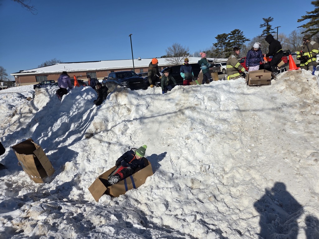 The third graders loved checking out the toboggan some of the 6-8 graders made at the Carpenter Boat Shop. Then they used that inspiration to build their own sleds for Winterfest.