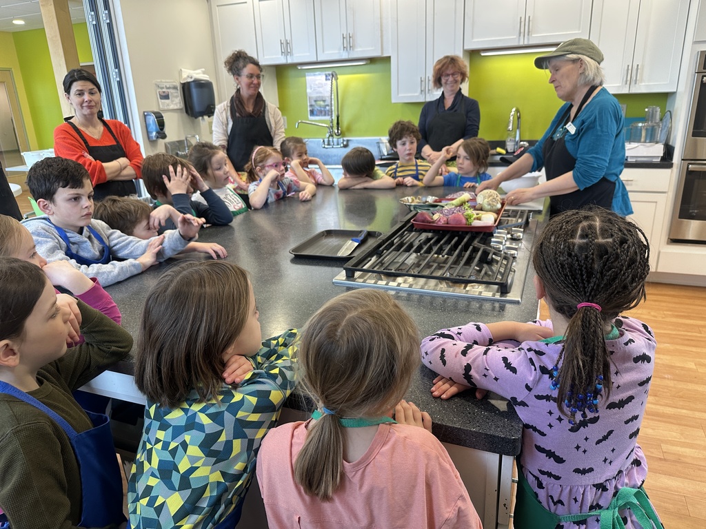 Mrs. Welch’s Class had a great time making and trying new recipes at FARMS Kitchen!