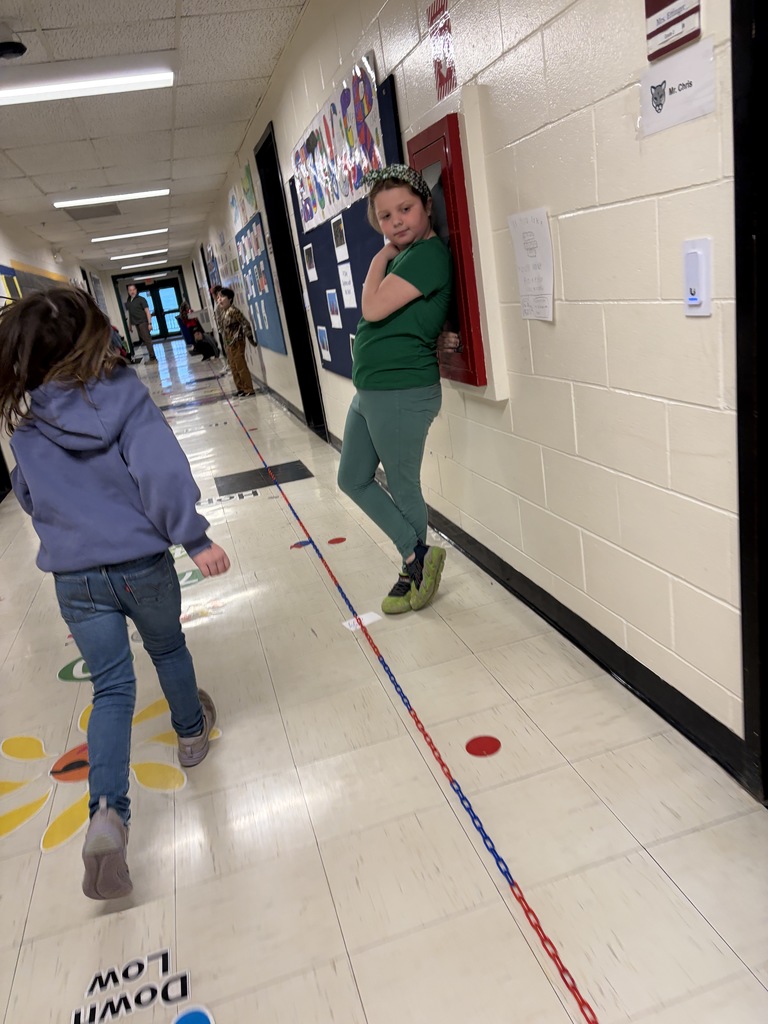 Mrs. Michaud’s students worked together to create a chain with 1000 links.