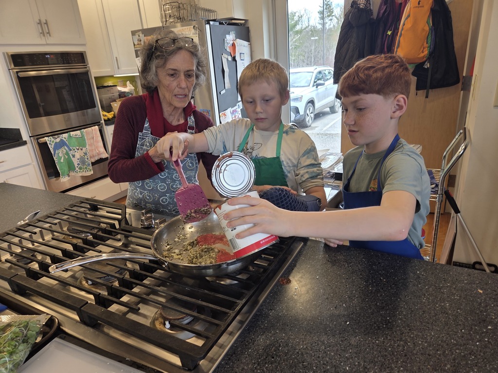 Our third graders have loved their monthly FARMS lesson! So thankful to local donors who sponsor this wonderful opportunity and great community volunteers. 