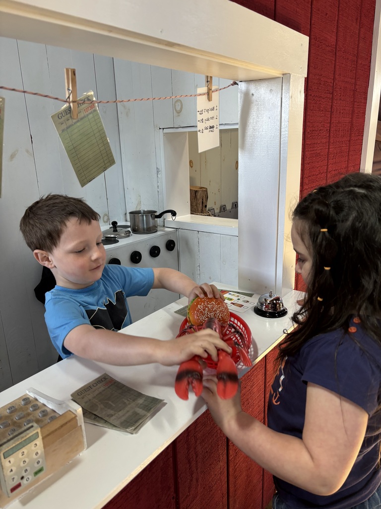 Pre-K visited Maine Maritime Museum and learned all about lobsters and the lobsering in Maine. They also enjoyed the Chris Van Dusen exhibit and playing on the museums outdoor pirate's ship.