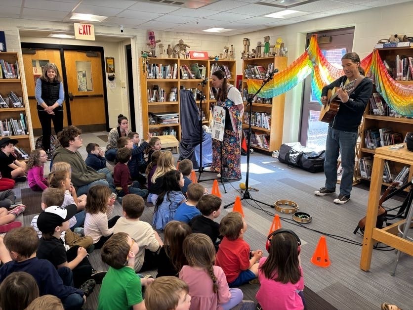 The musical group Kind Kids came to GSB to perform for pre-k and kindergarten. 