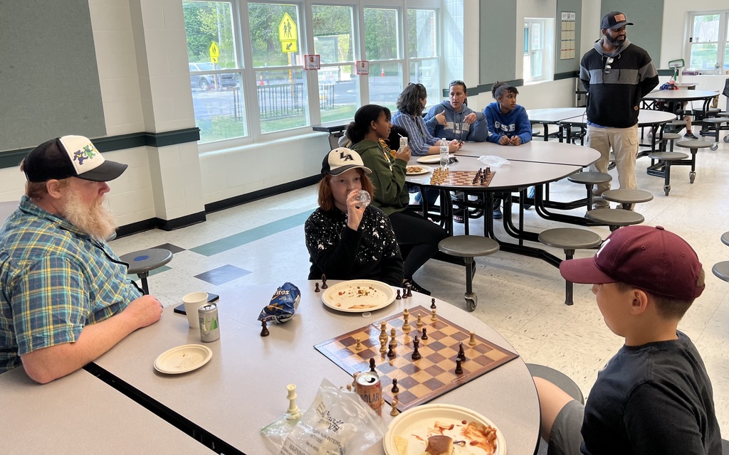 The GSB Chess club's BBQ celebration!