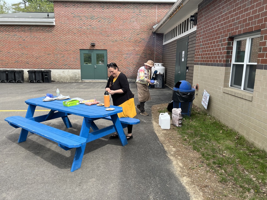 The GSB Chess club's BBQ celebration!