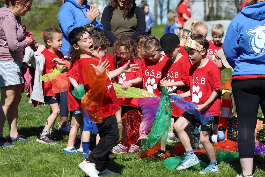 Photos from GSB's Field Day - Part 3!