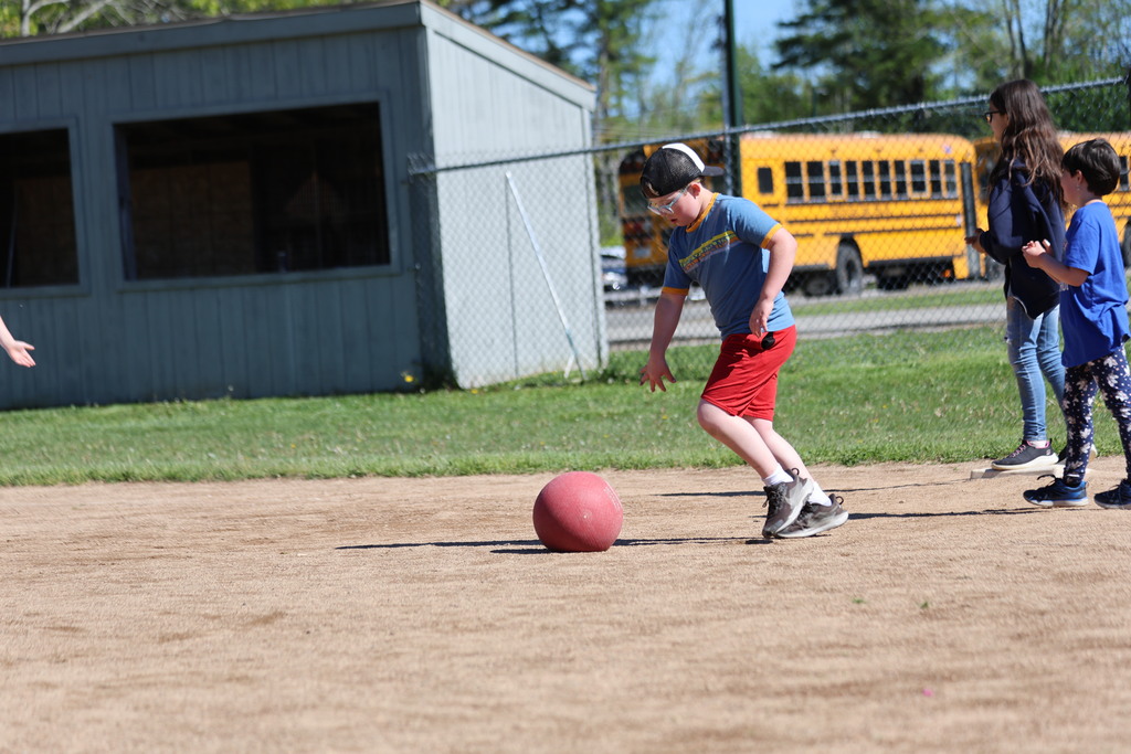 Photos from GSB's Field Day - Part 3!
