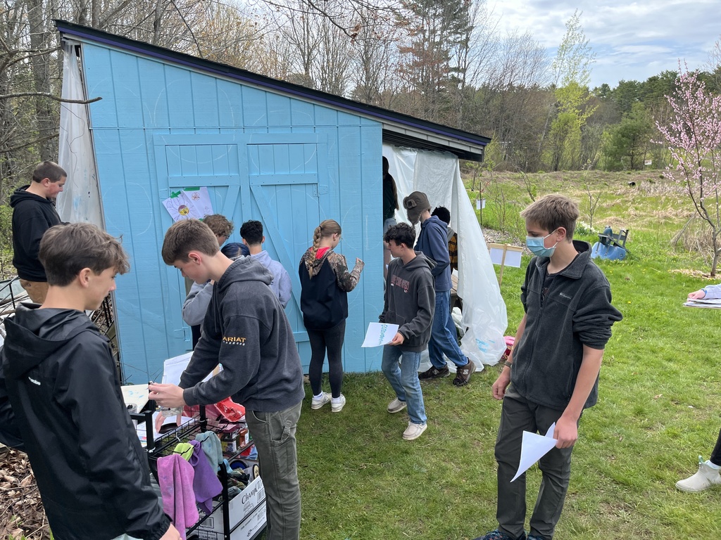 GSB 8th graders working on their class legacy mural!