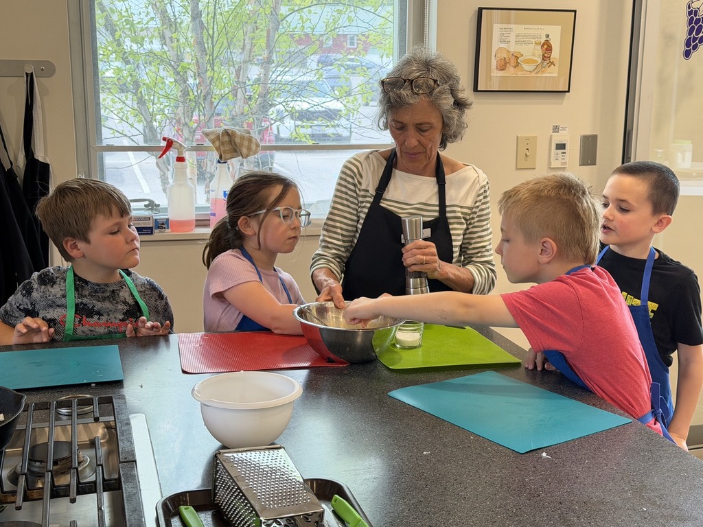 Mrs. Verney’s class at FARMS Kitchen!