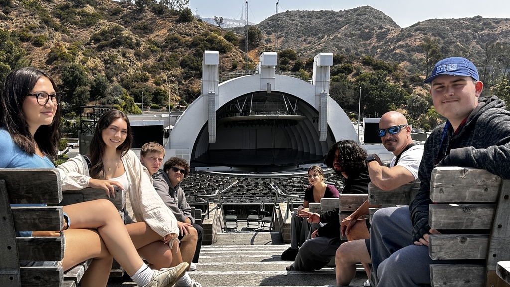 students at Hollywood bowl