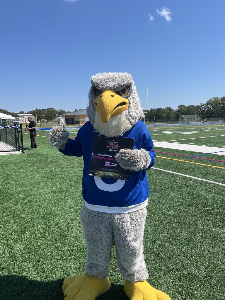 Blue and gray on display for Falcon Friday at the Nest! Oakcrest High School Fall Pep Rally presented by Student Council #FN5GL #Sweepstakes @TMobile