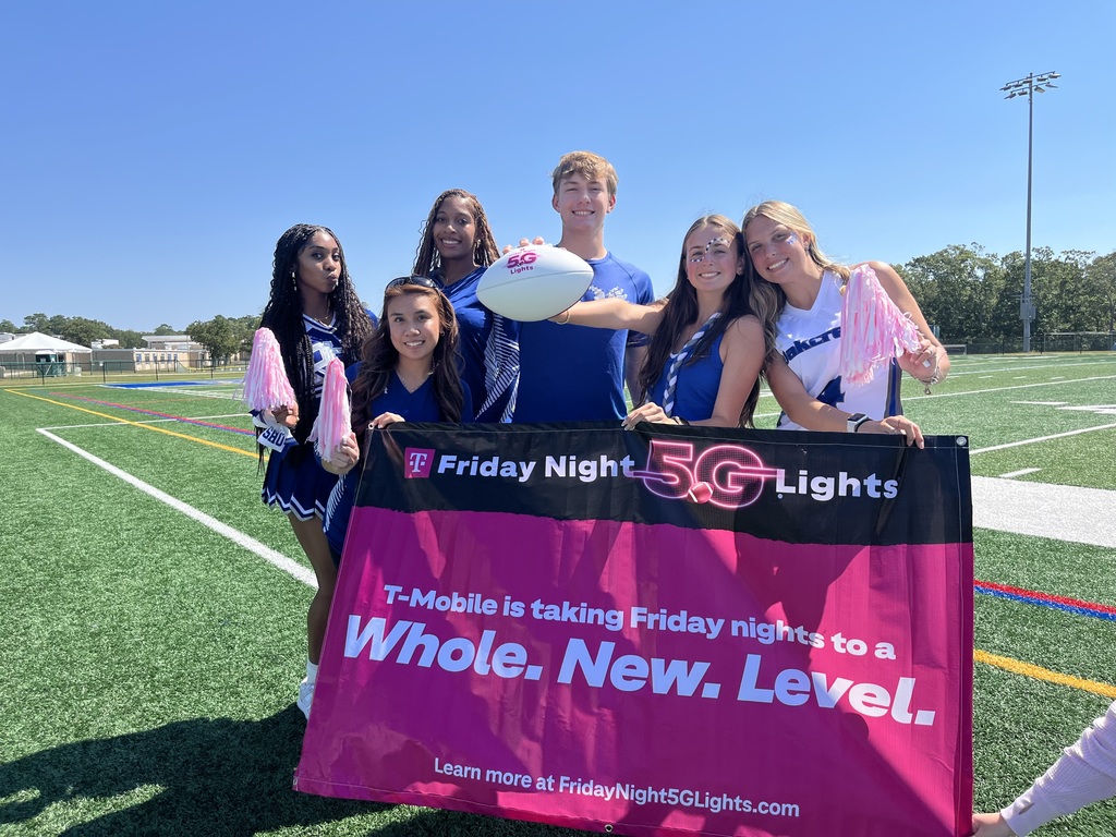 Blue and gray on display for Falcon Friday at the Nest! Oakcrest High School Fall Pep Rally presented by Student Council #FN5GL #Sweepstakes @TMobile