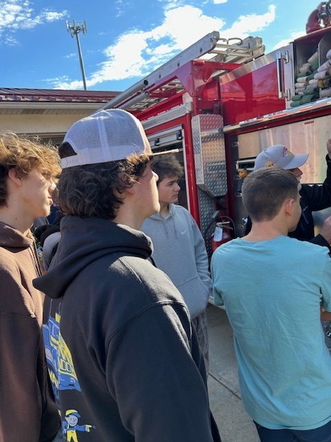 The firefighting students visited Port Rebublic's firehouse! 