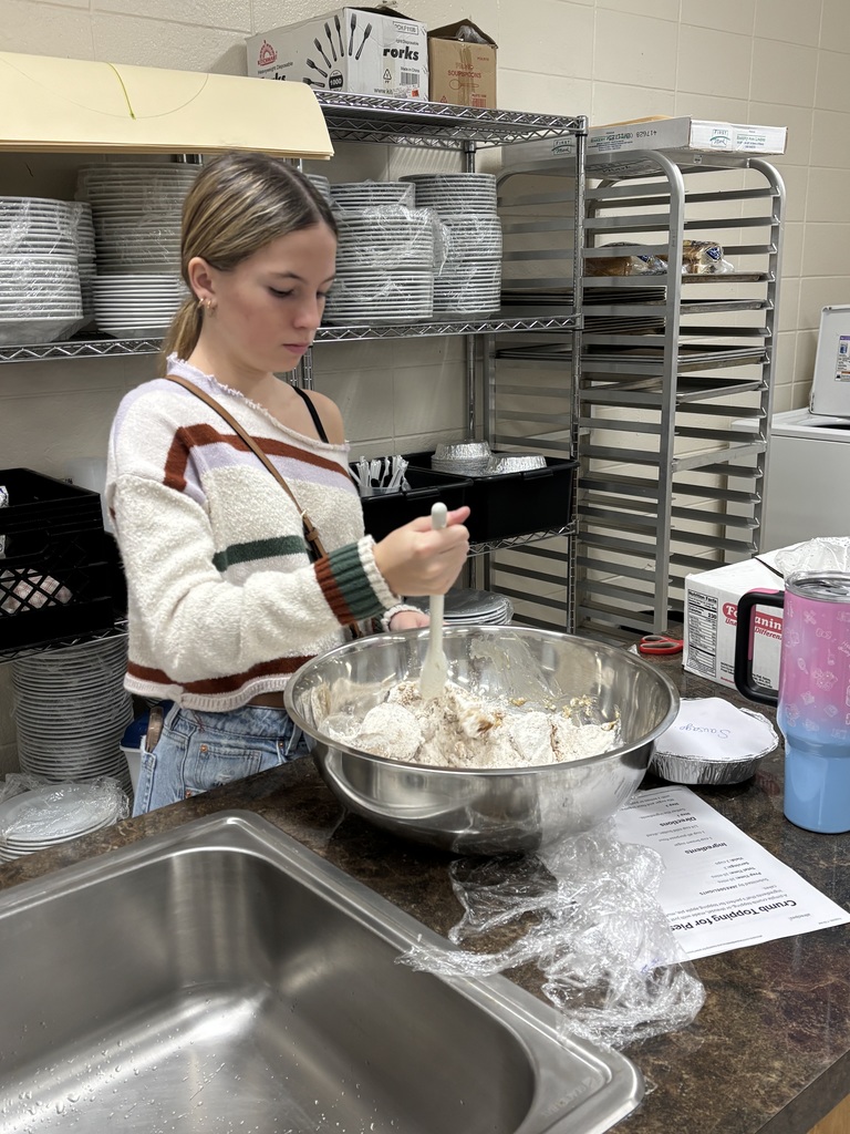 students prepping food