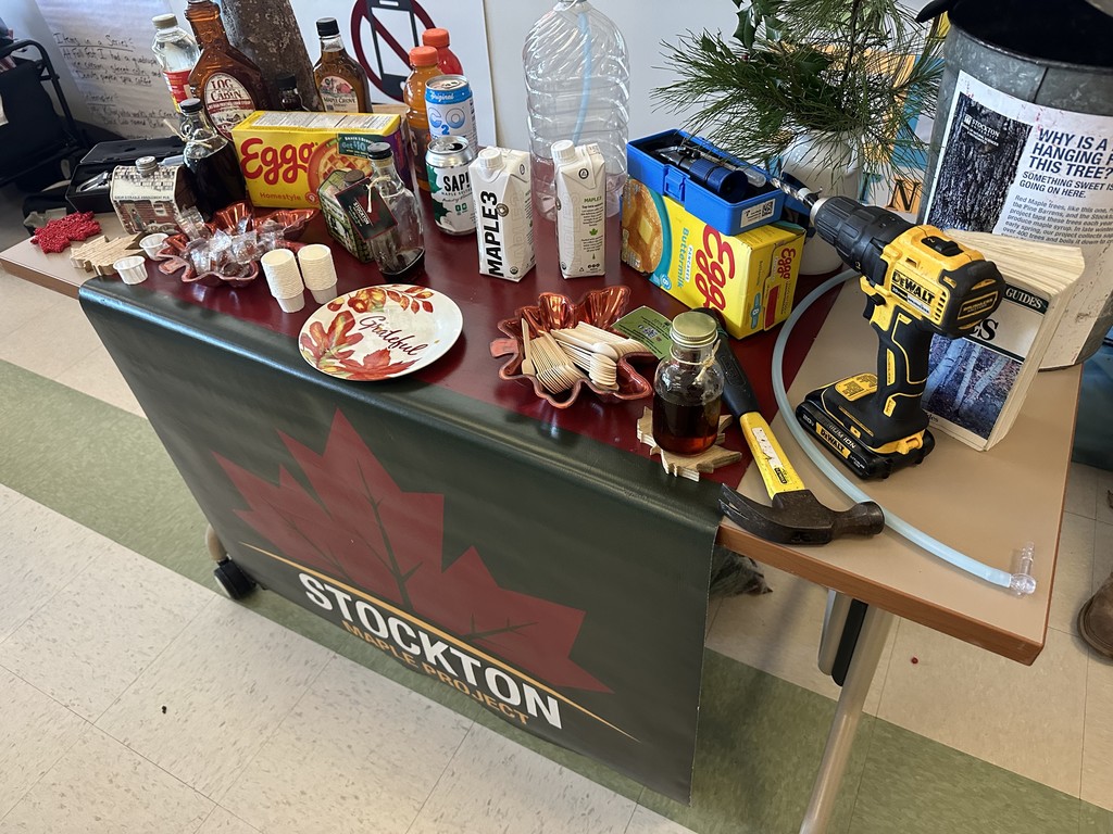 English 1 students had a presentation with the Stockton Maple Project!