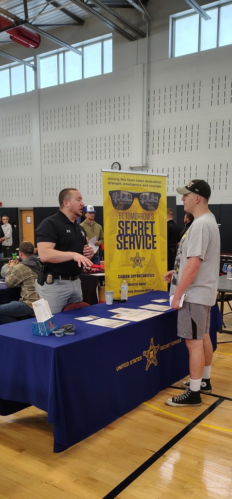 Student talking to career representative