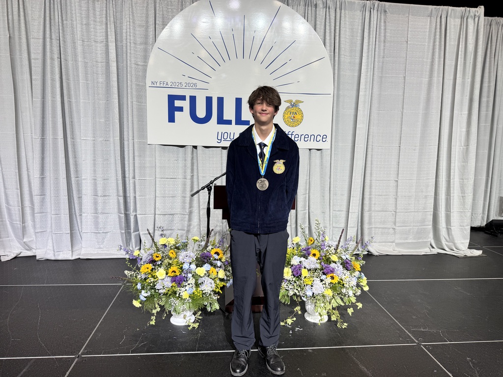 Bush Campus FFA students at award ceremony.