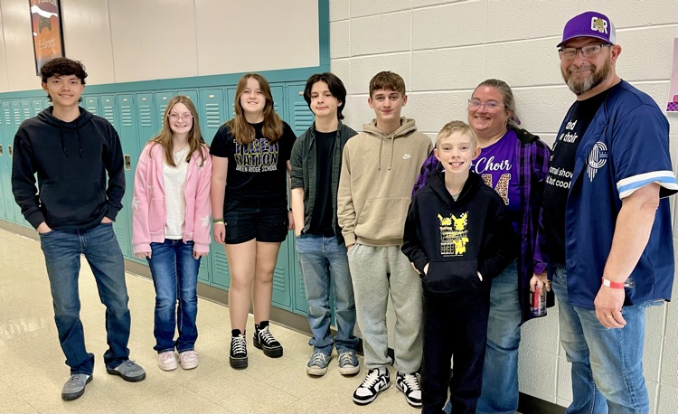 Stage Crew : Dawson, Abi, Brynlee, John, Brentley, Reegan, Janna V. & Brent V.