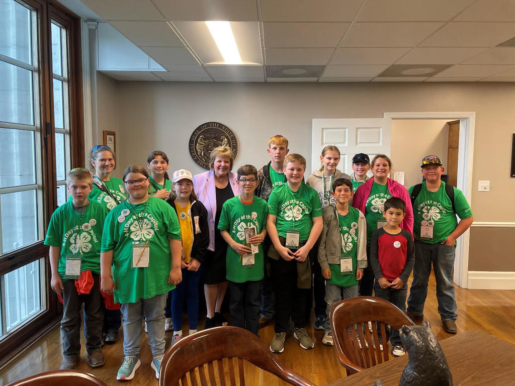 sen Crawford with 4H