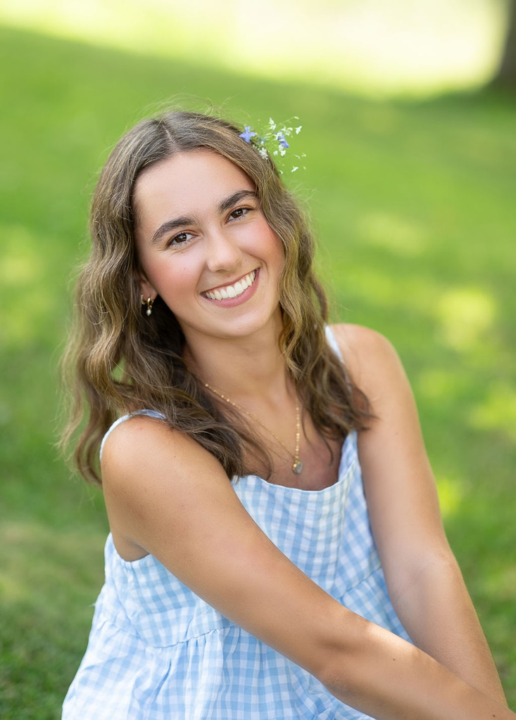 checkered blue and white female brown hair