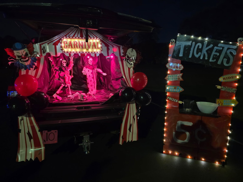 Spooky Carnival trunk or treat car