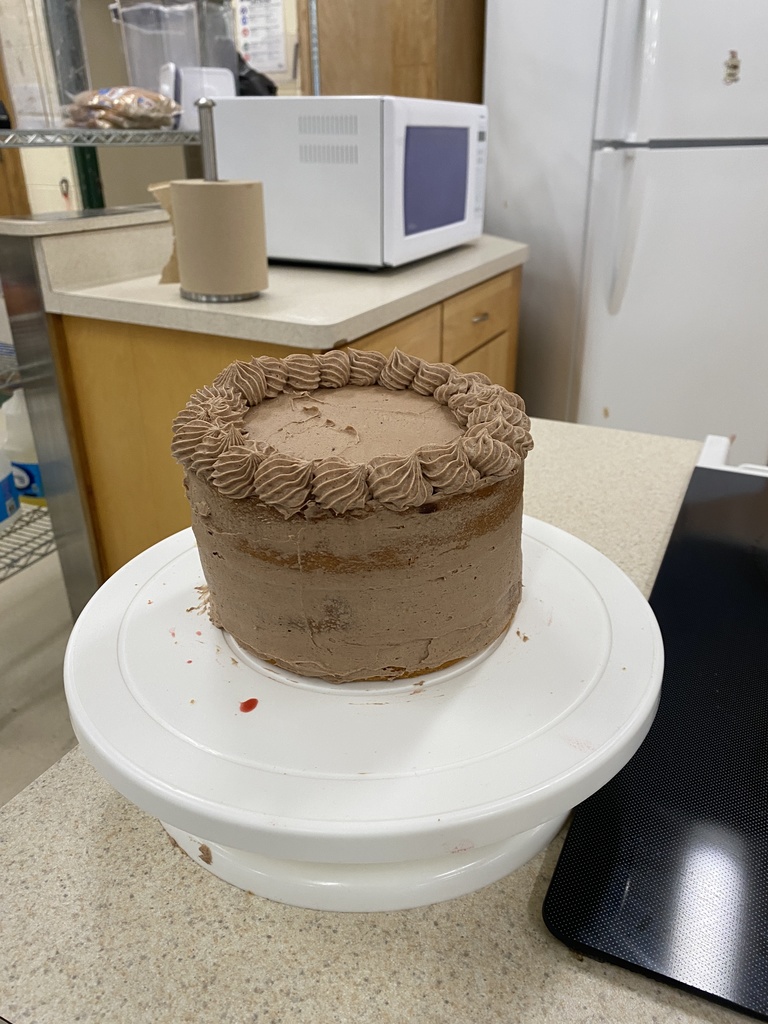 sample cake from decorating class