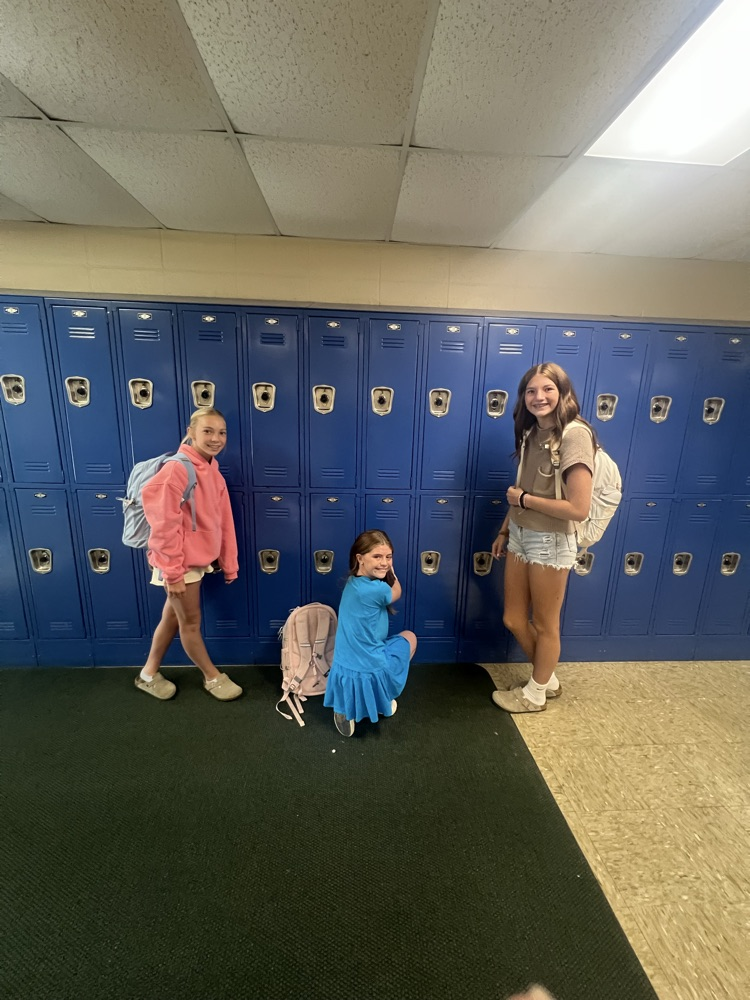 getting the hang of lockers