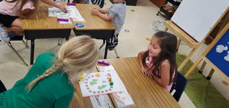 Mrs. Melissa's class had a great day of testing and even kept our learning going strong today! Fun in Math with partner bear counting gametime, and then out for some chalk using our knowledge of lines from Skills!