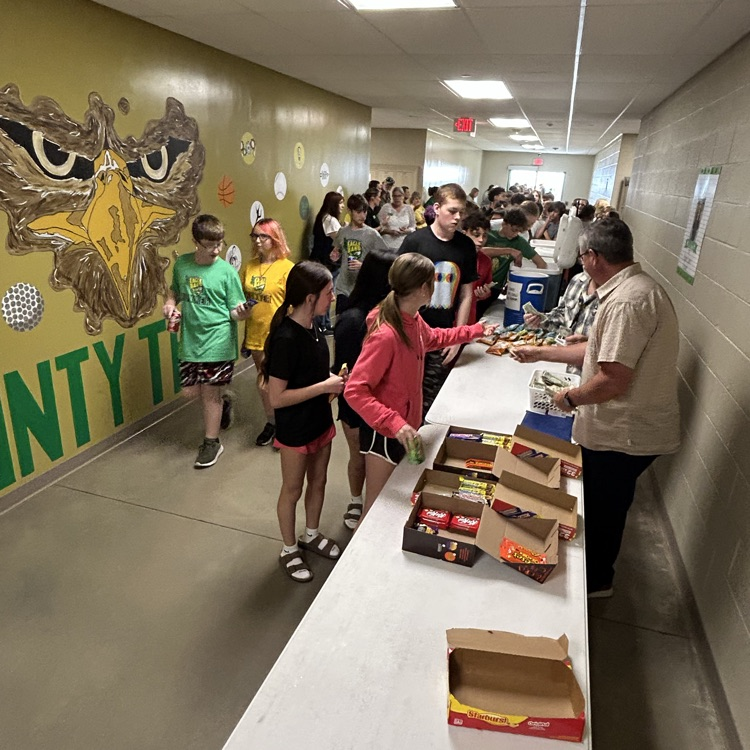 Our first Thursday refreshment of the year. Great day to be a Junior Eagle! 🦅 